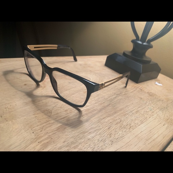 Real Versace glasses - Picture 3 of 5